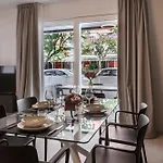 Mina * Lido di Jesolo